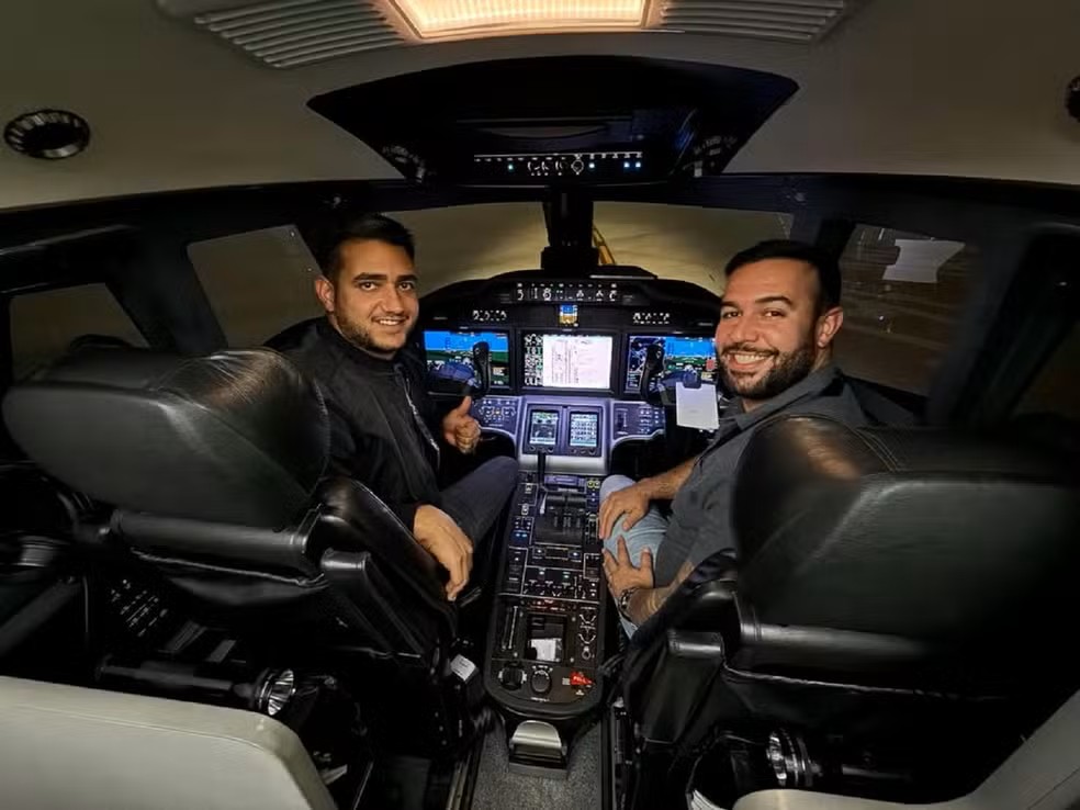 Juliano, da dupla Henrique & Juliano, comemora compra de jato de luxo avaliado em R$ 80 milhões