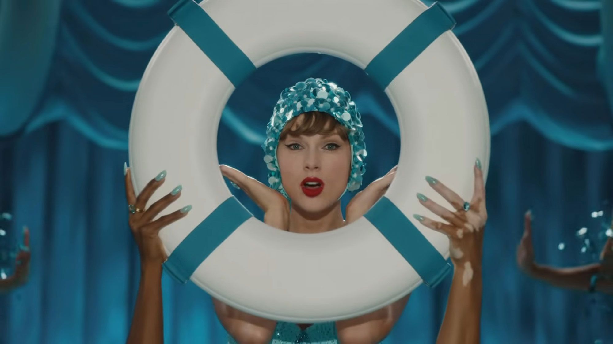 Polêmica com Inteligência Artificial: versão não autorizada de música de Taylor Swift viraliza no Brasil