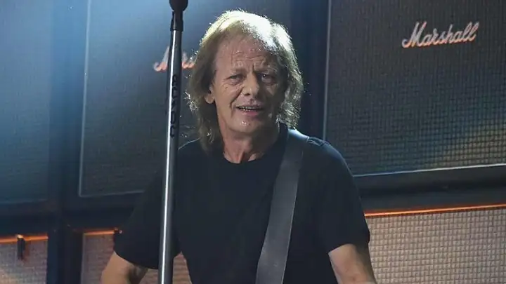 Stevie Young, guitarrista do AC/DC, é internado na Argentina antes de shows em Buenos Aires