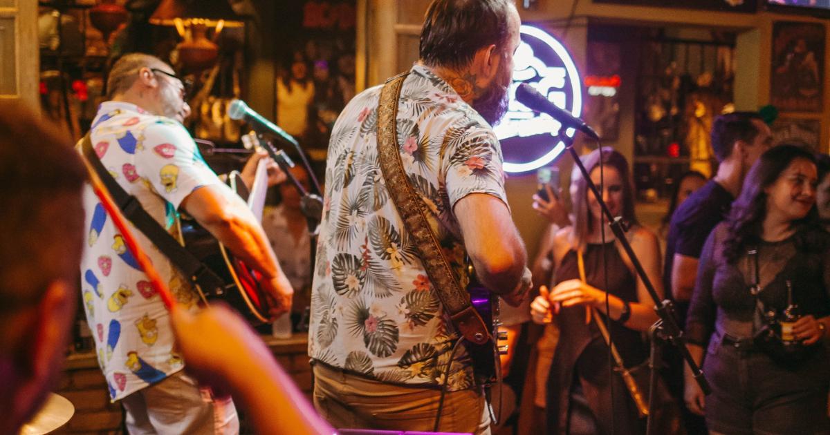 Música ao Vivo na Zona Oeste do Rio de Janeiro: Voz e Violão ou Banda para Eventos, Festas e Casamentos
