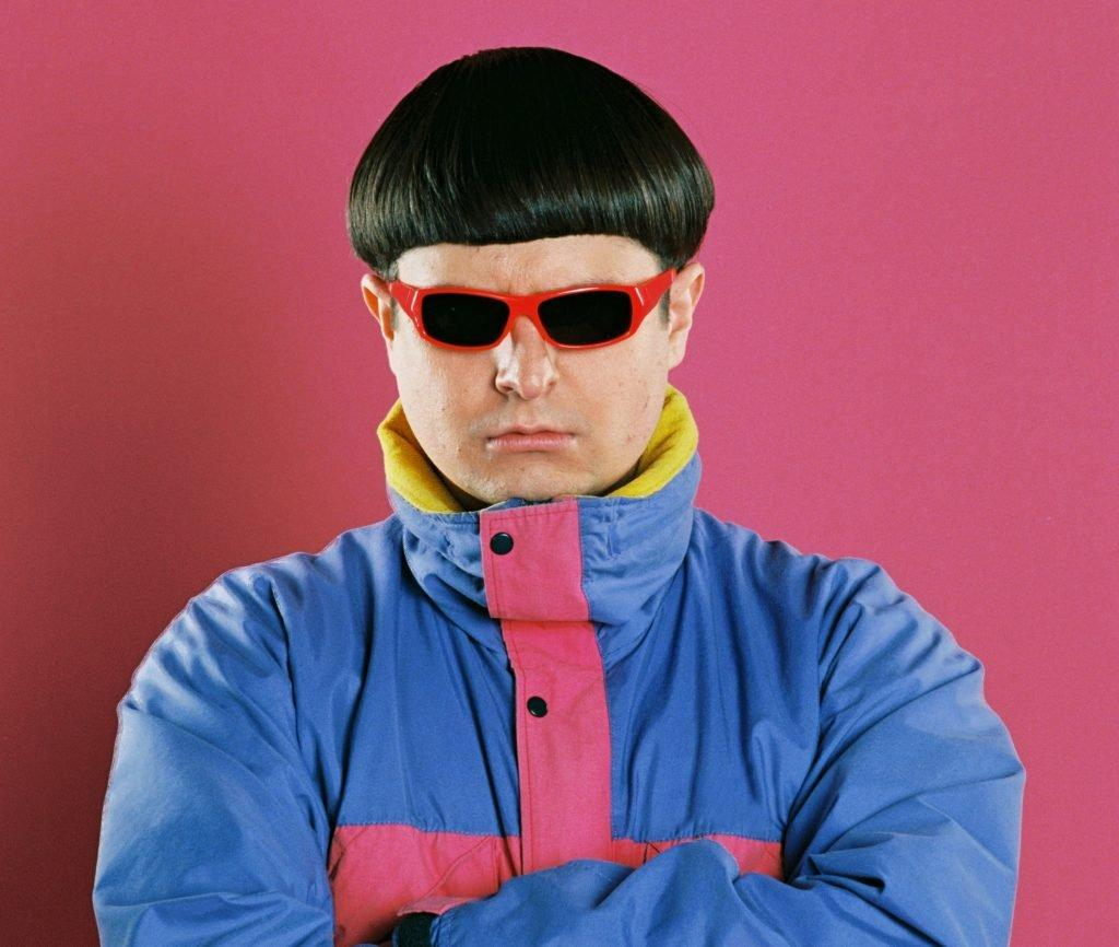 Cantor Oliver Tree é uma das vítimas de acidente aéreo no Rio de Janeiro; veja quem morreu